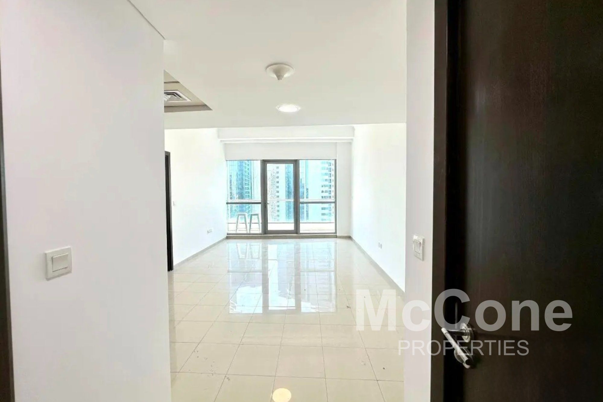 High Floor | Vacant | Prime Location