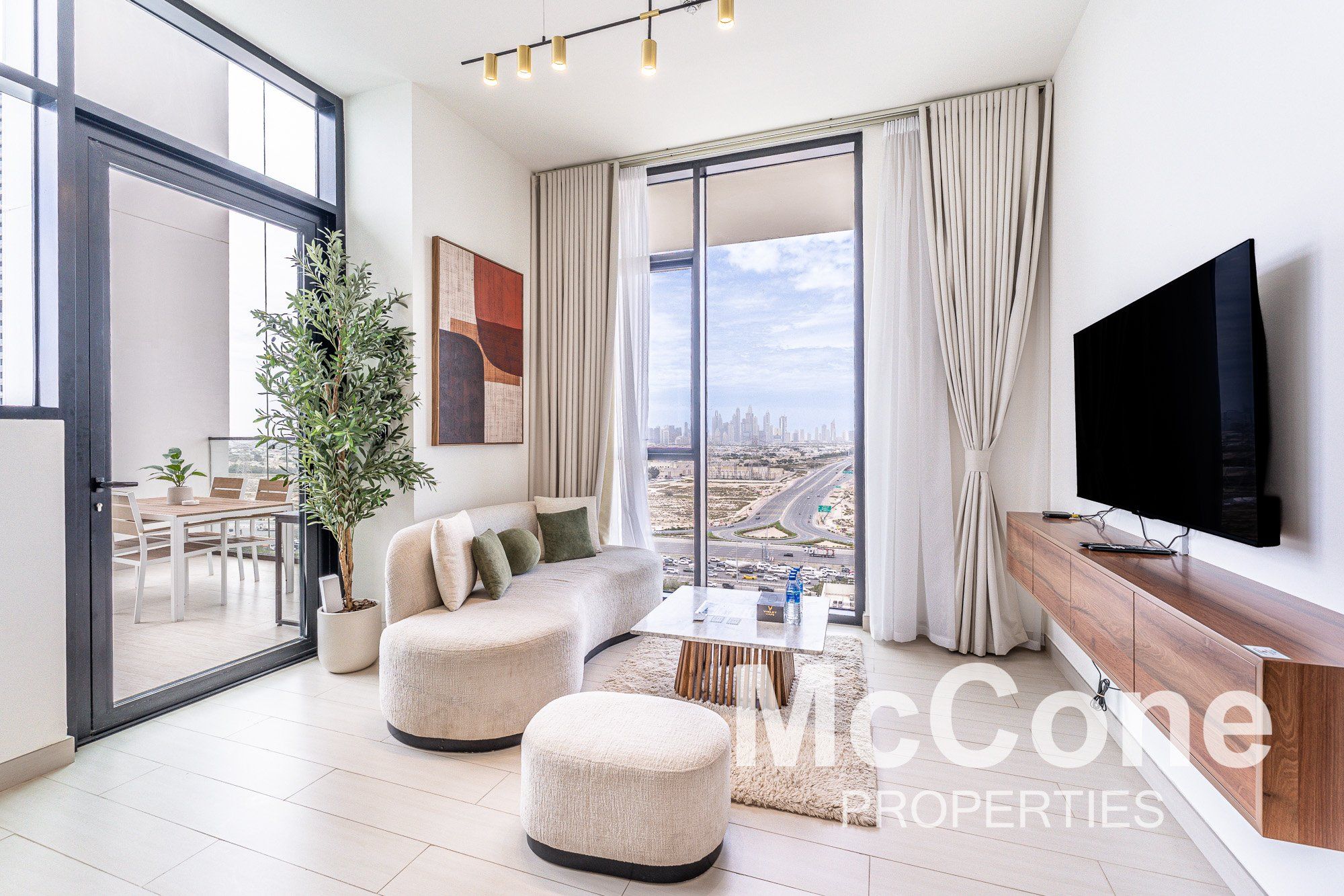 Vacant Unit | High Returns | Near Exit