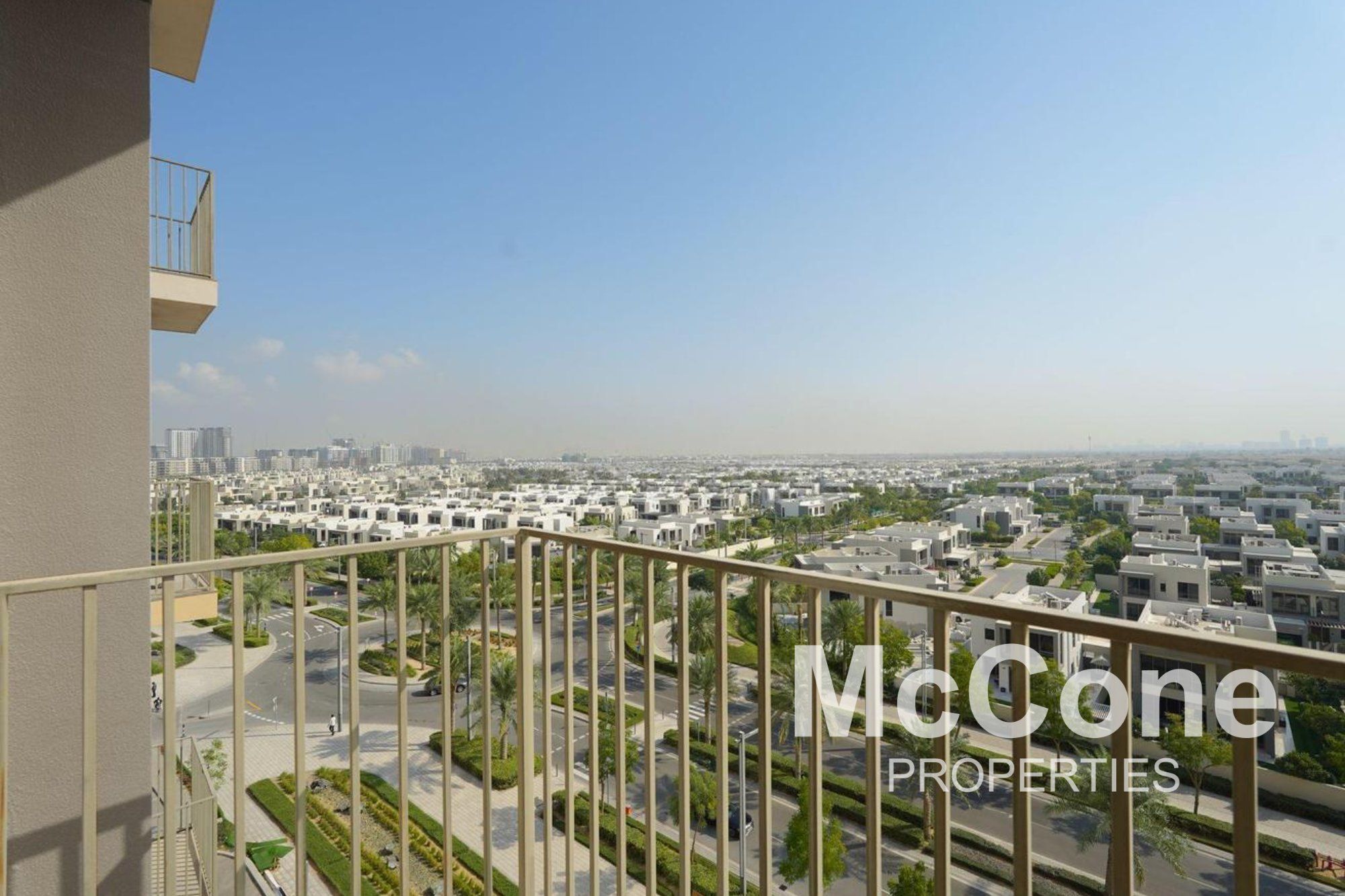 Villa View | Mid Floor | Tenanted