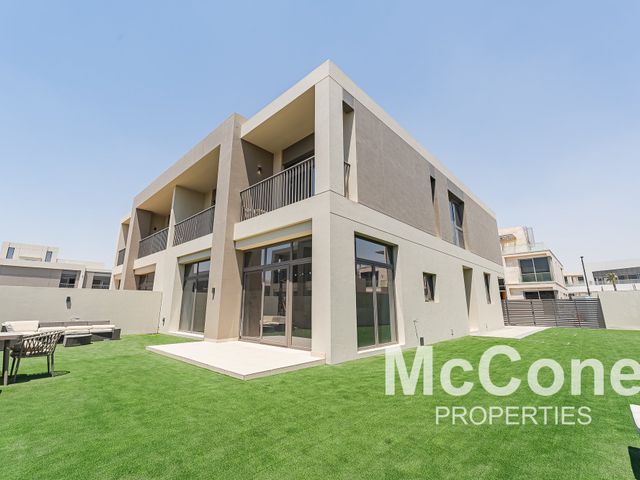 Park Facing | Large Plot | Payment Plan