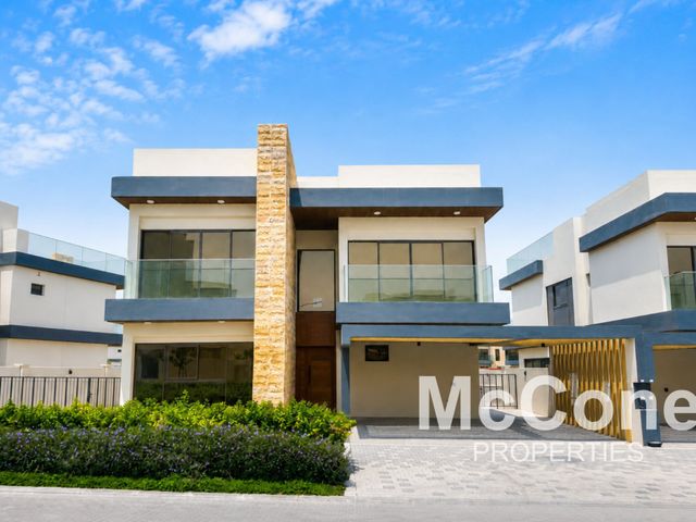 QUICK SALE | ON THE LAGOON | AMAZING VIEW
