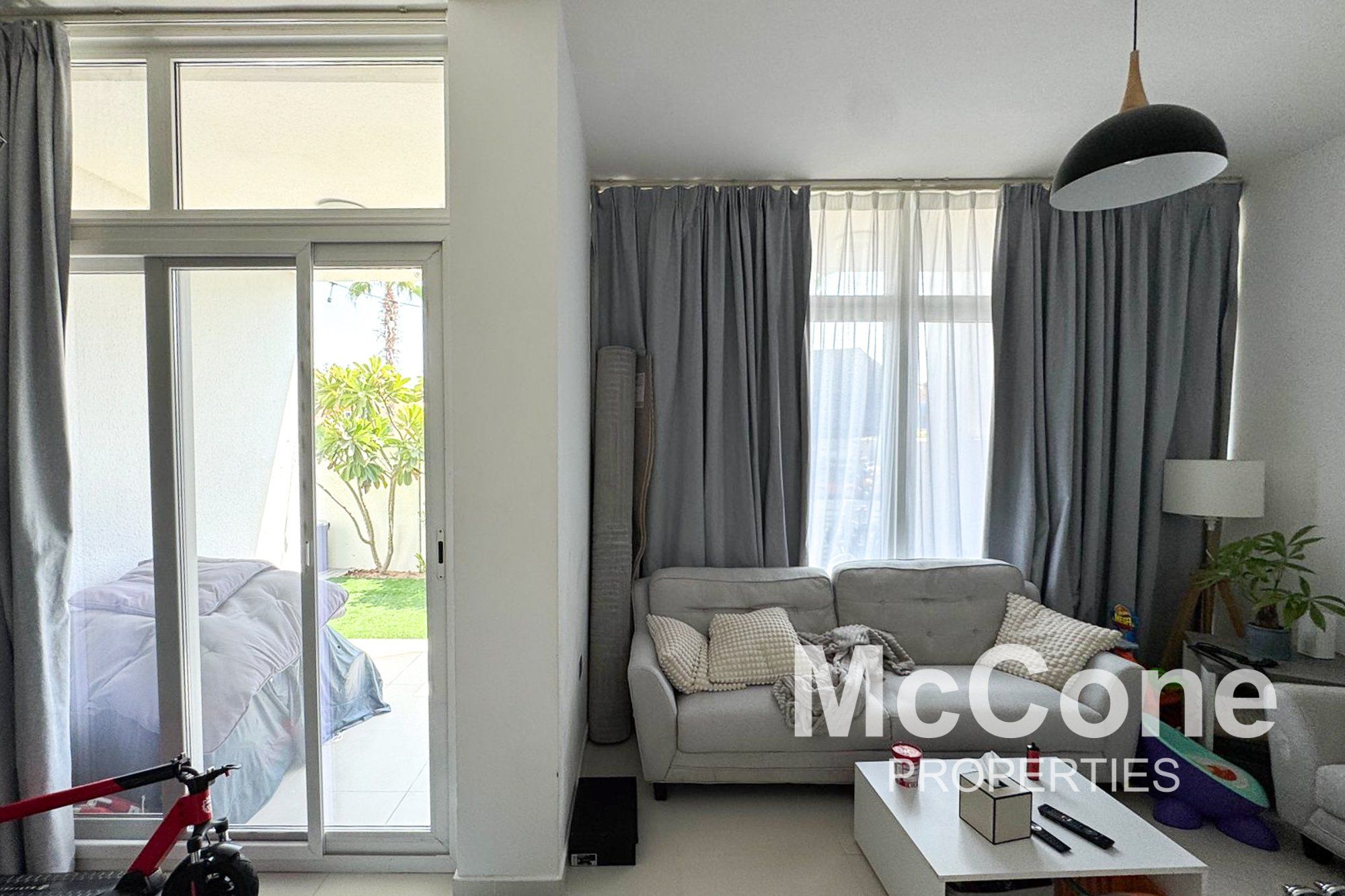 Single Row | Corner Unit | Motivated Seller