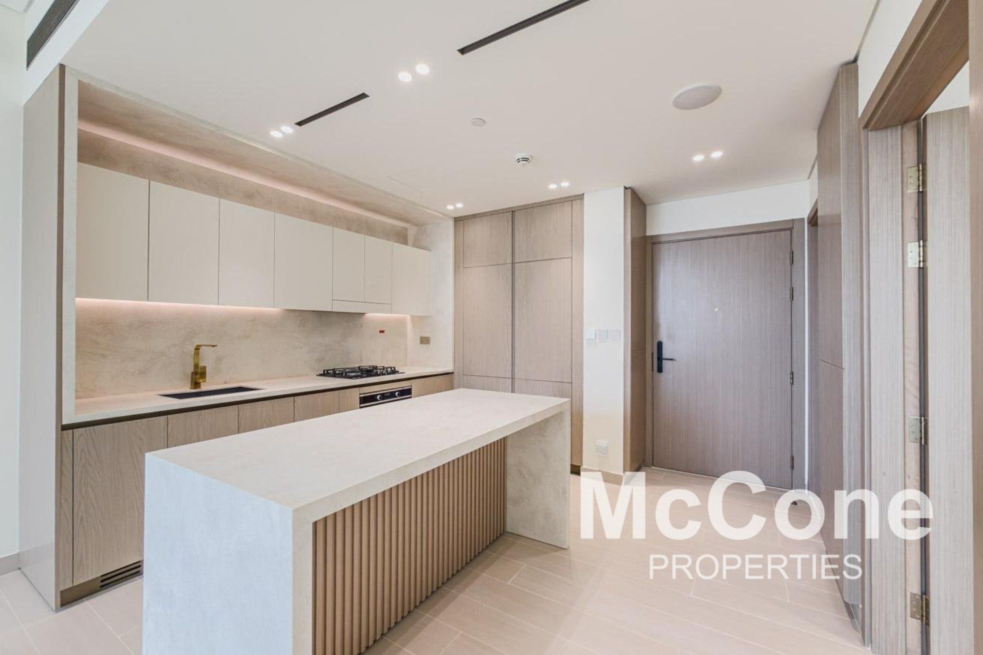 Brand New 1BR | Binghatti Phoenix | Resort-Style
