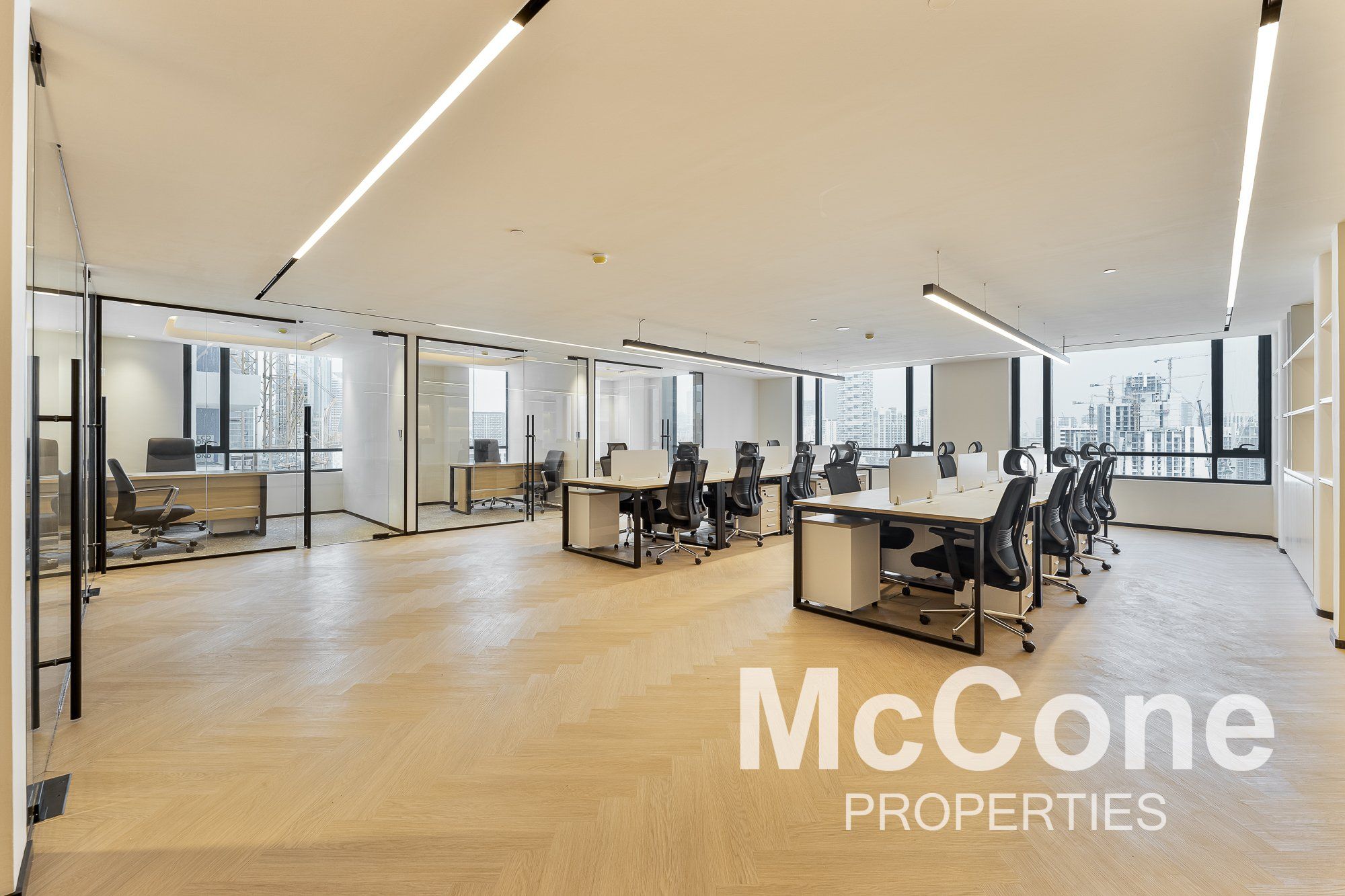 Fitted & Furnished | Mid Floor | Plug and Play