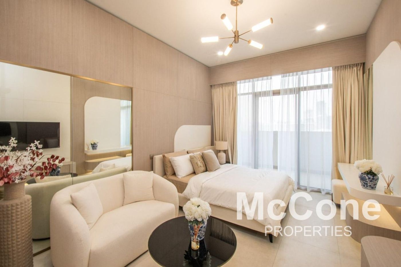 Modern Furnished Studio | Vacant | Flexi Cheques