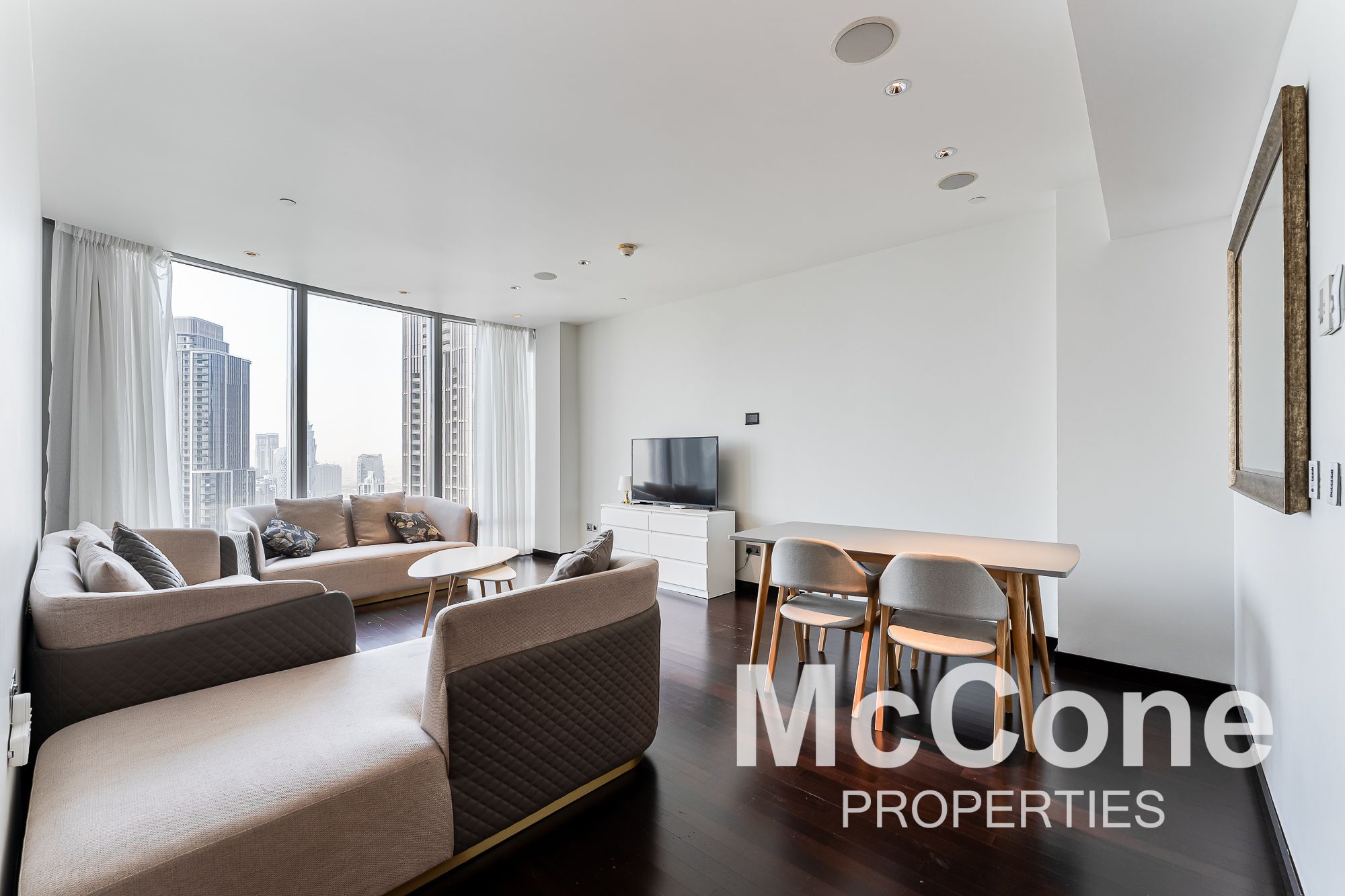 Boulevard View | Large Layout | Above Level 50