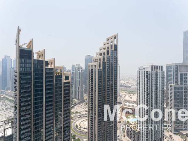 Vacant | Boulevard View | Corner Unit