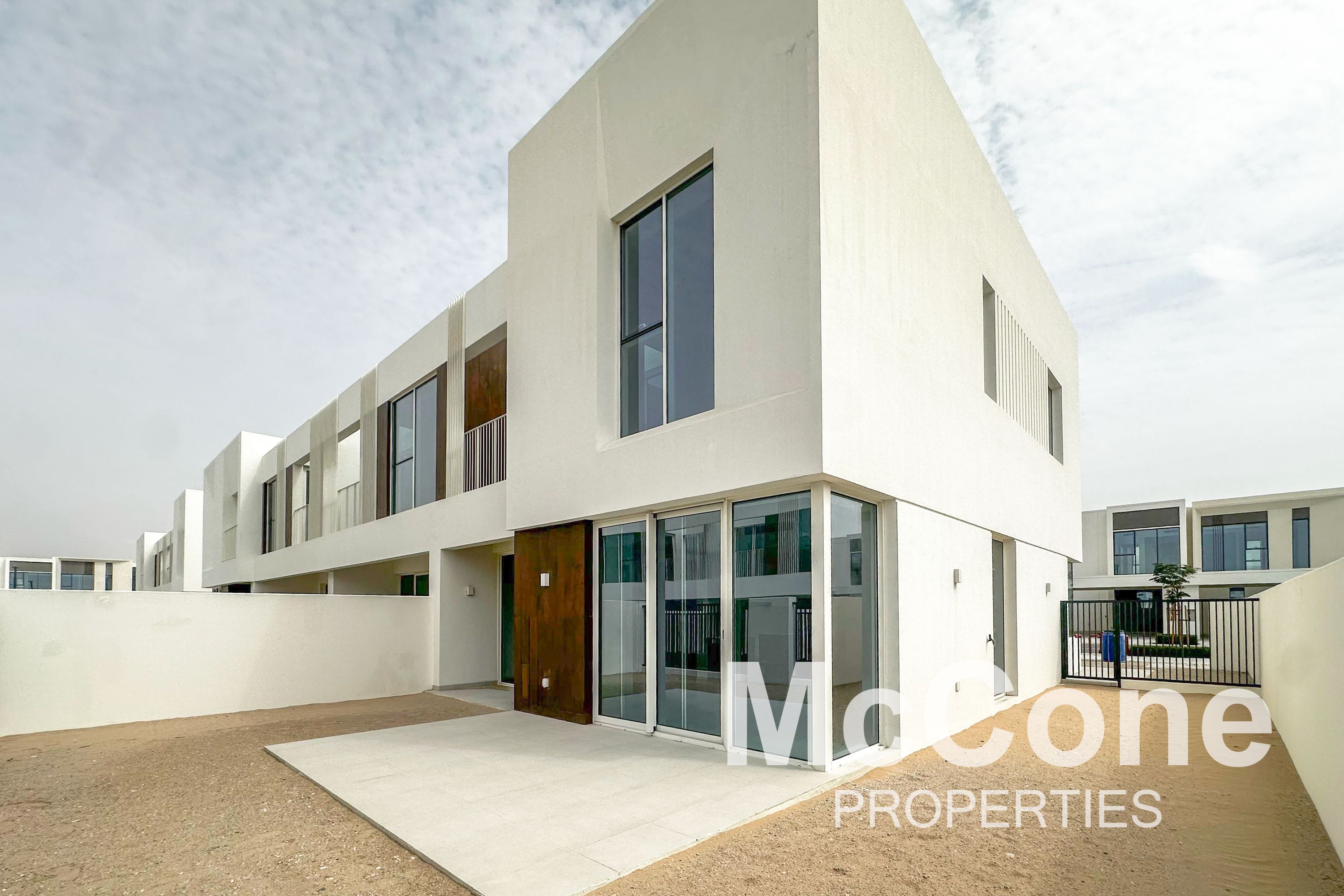 Corner Lot | Expansive Backyard | Chiller Free