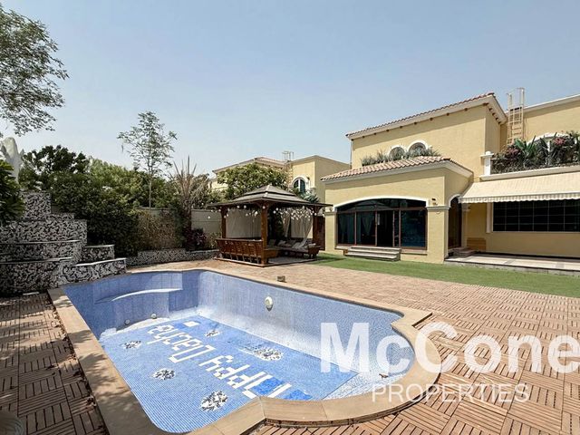 Luxury | Private Pool And Sauna | Prime Location
