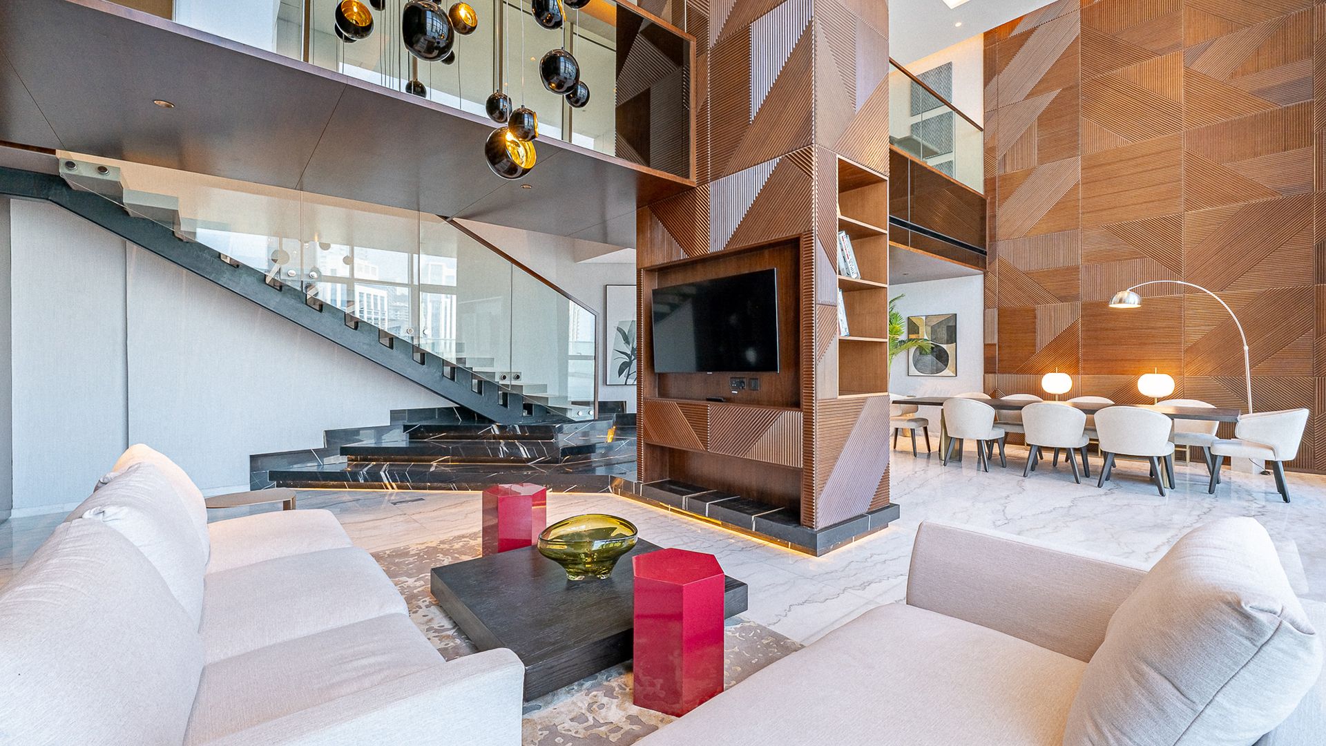 Luxury penthouse in Business Bay with Burj Khalifa view