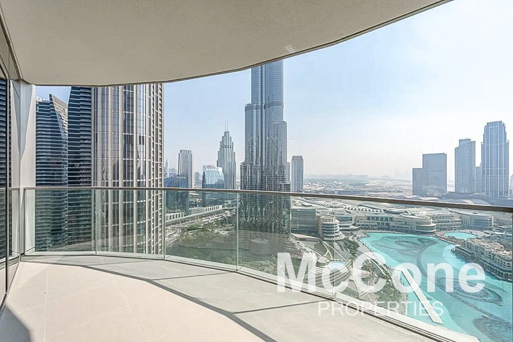 Fountain View | Spacious | Very Bright