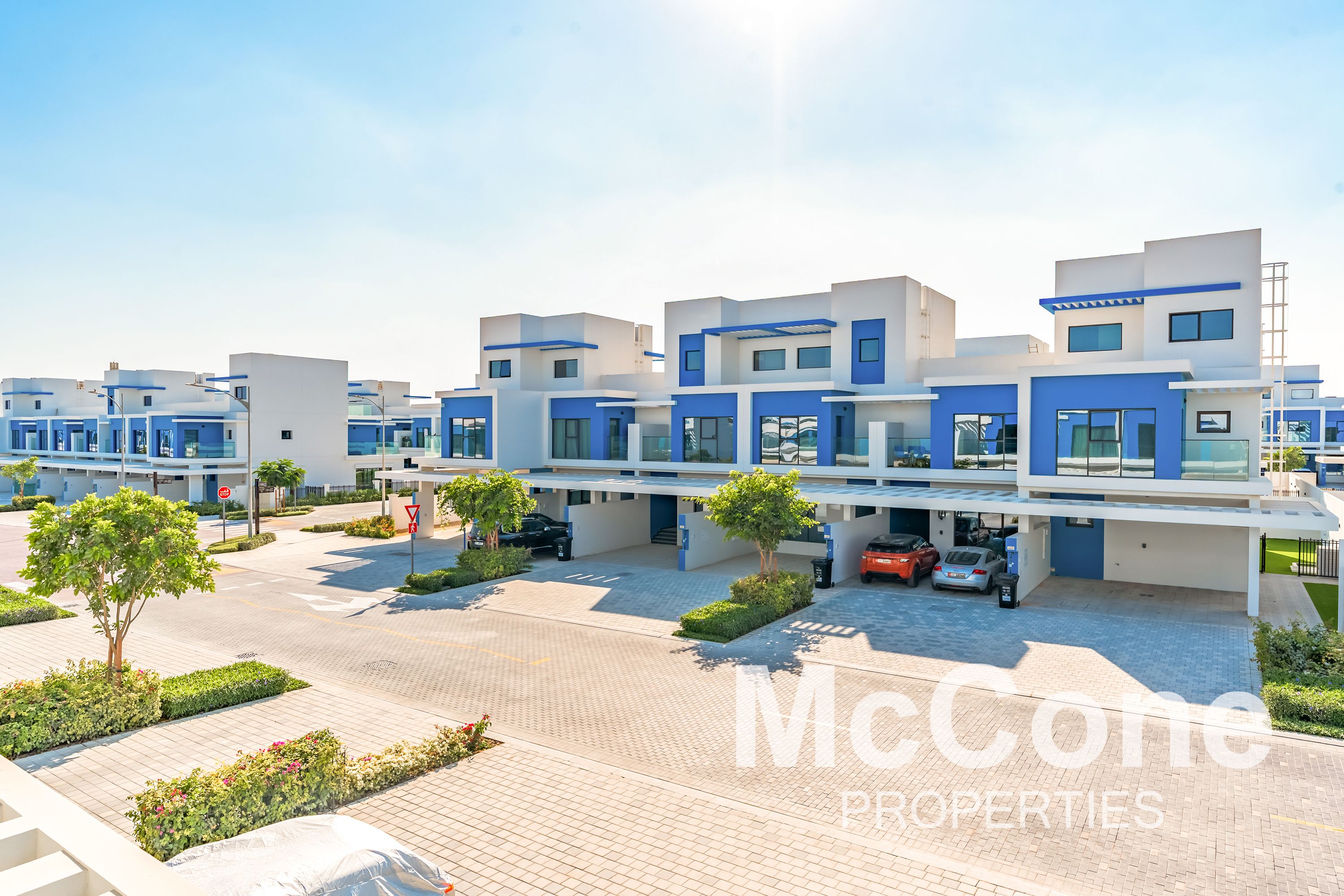 Vacant | Middle End | Flexible Cheques