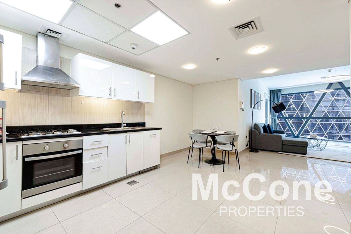 Vacant March | Furnished | Modern