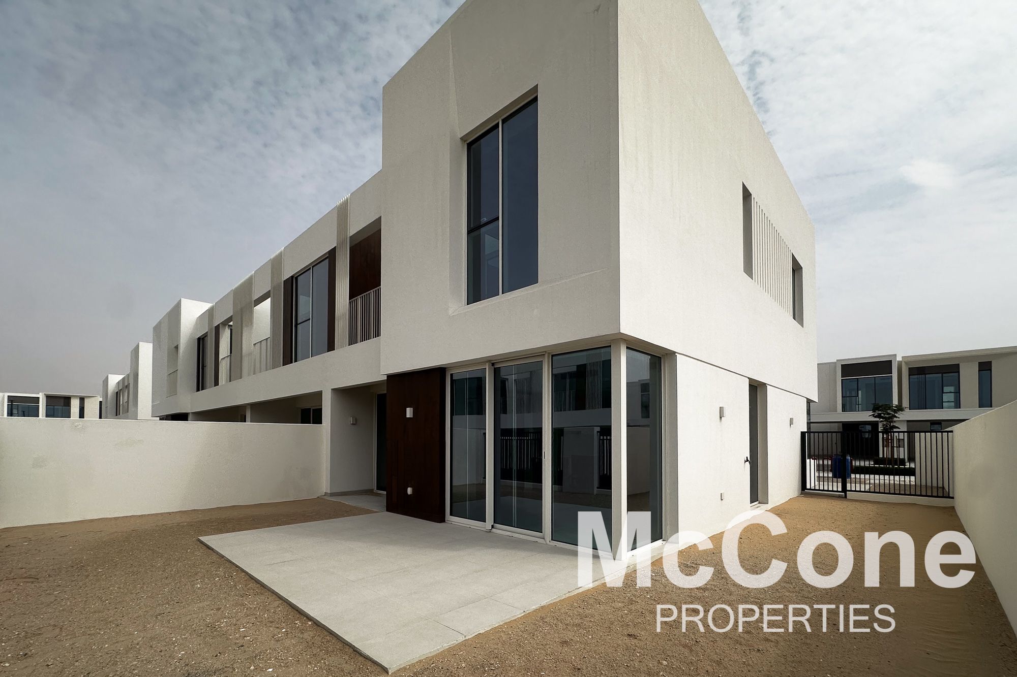Landscaped | Close to Golden Beach | Spacious