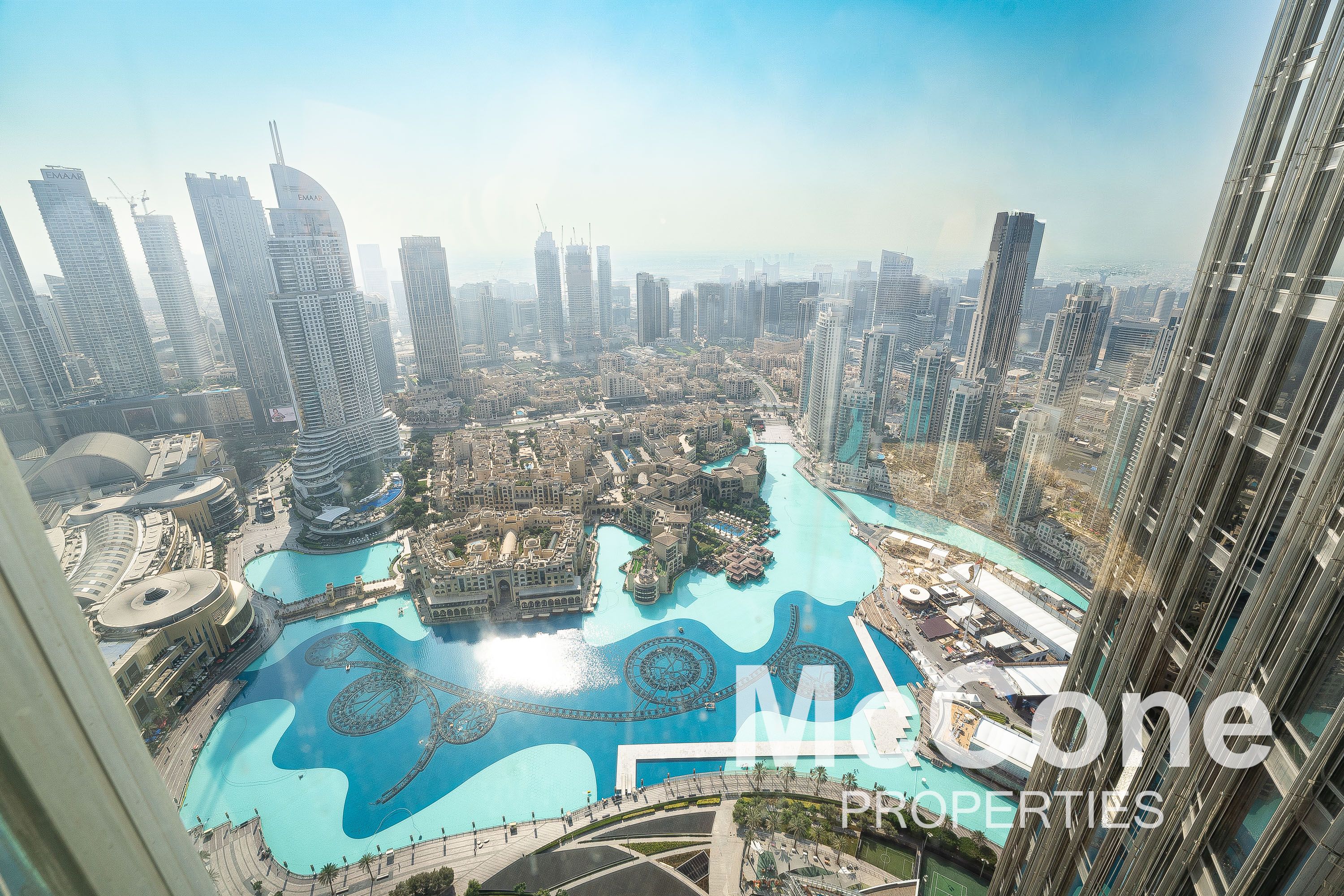 Spacious | Fountain View | Above Level