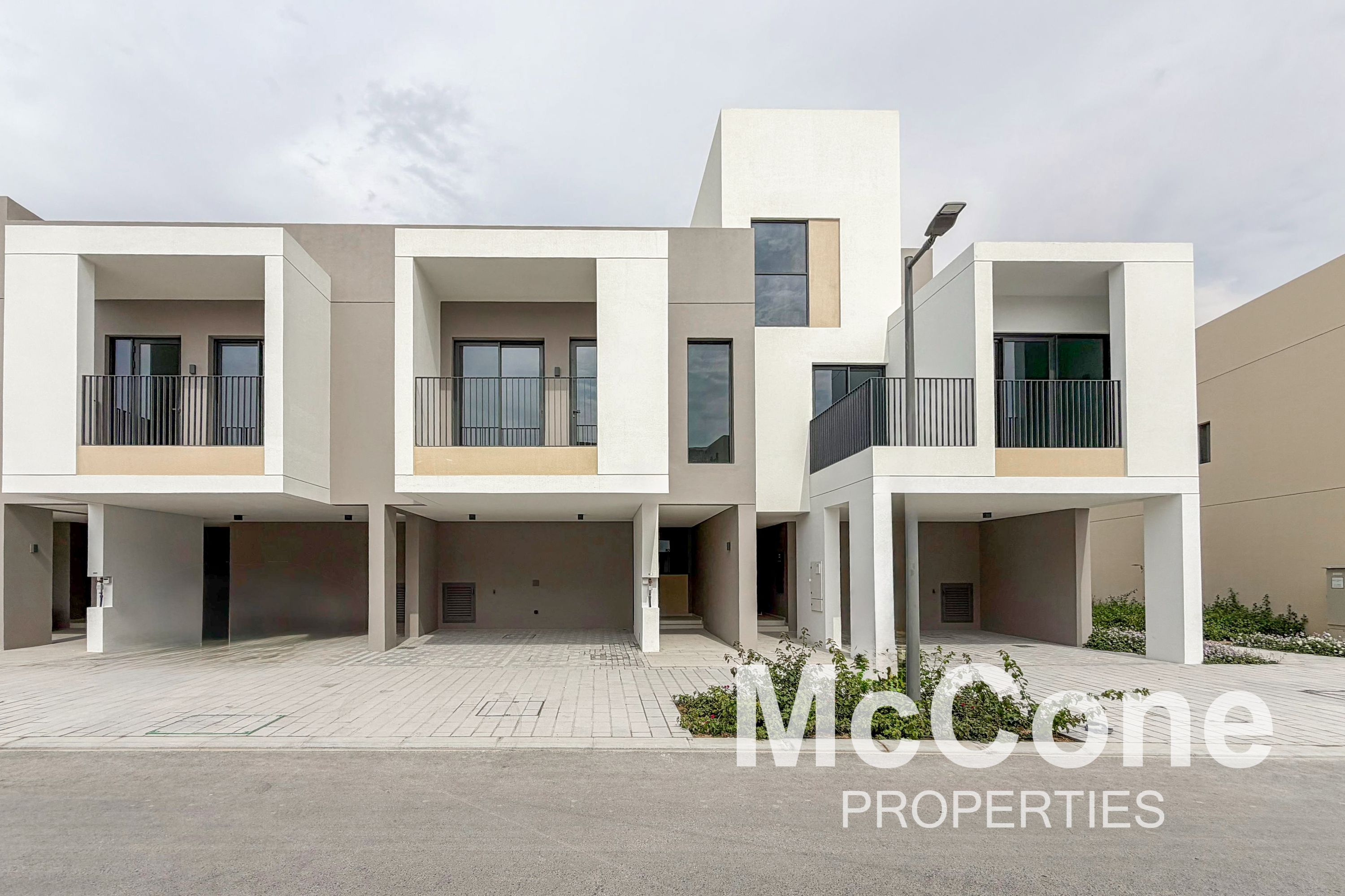 Available Now | Single Row | Prime Location