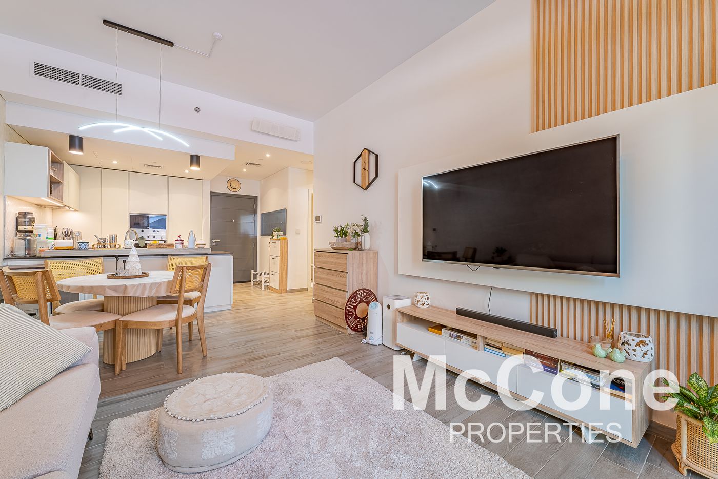 1 Bedroom Apartment for Rent in Belgravia Square, Jumeirah Village Circle