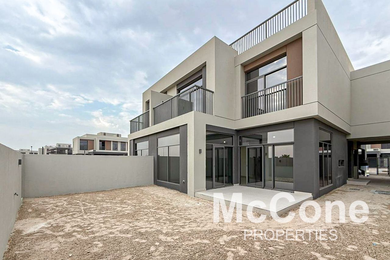 Brand New | Spacious | Single Row