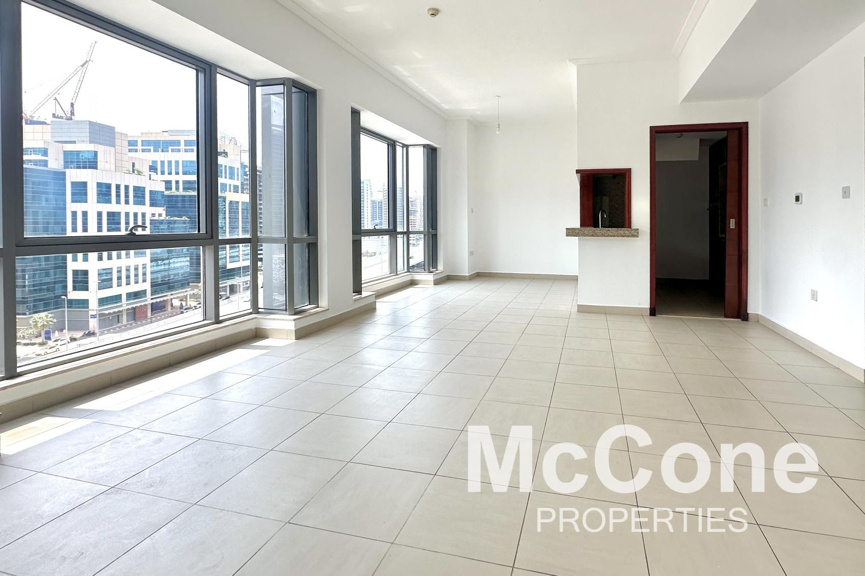 Vacant Now | Large Layout | Genuine Listing