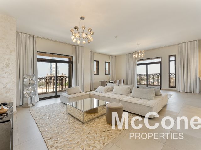 Premium Penthouse | Burj View | Luxury Furniture