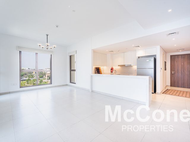 Spacious | Marsa Al Arab View | Low Floor