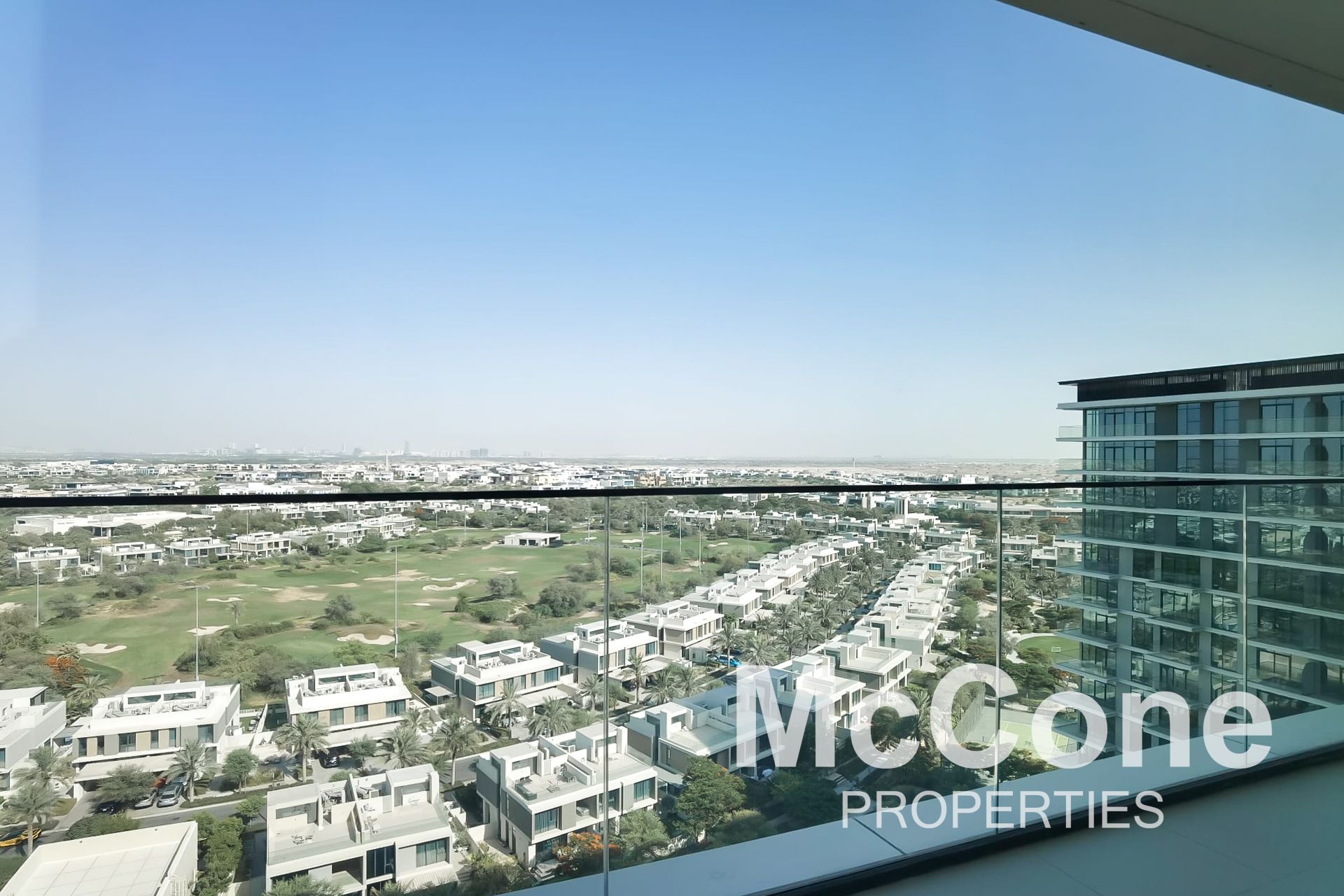 Brand New | Golf Wide View | Cheques Flex