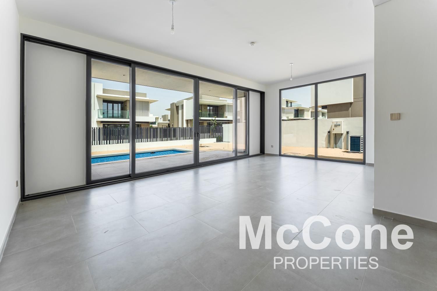 Private Pool | Corner Unit | Huge Plot