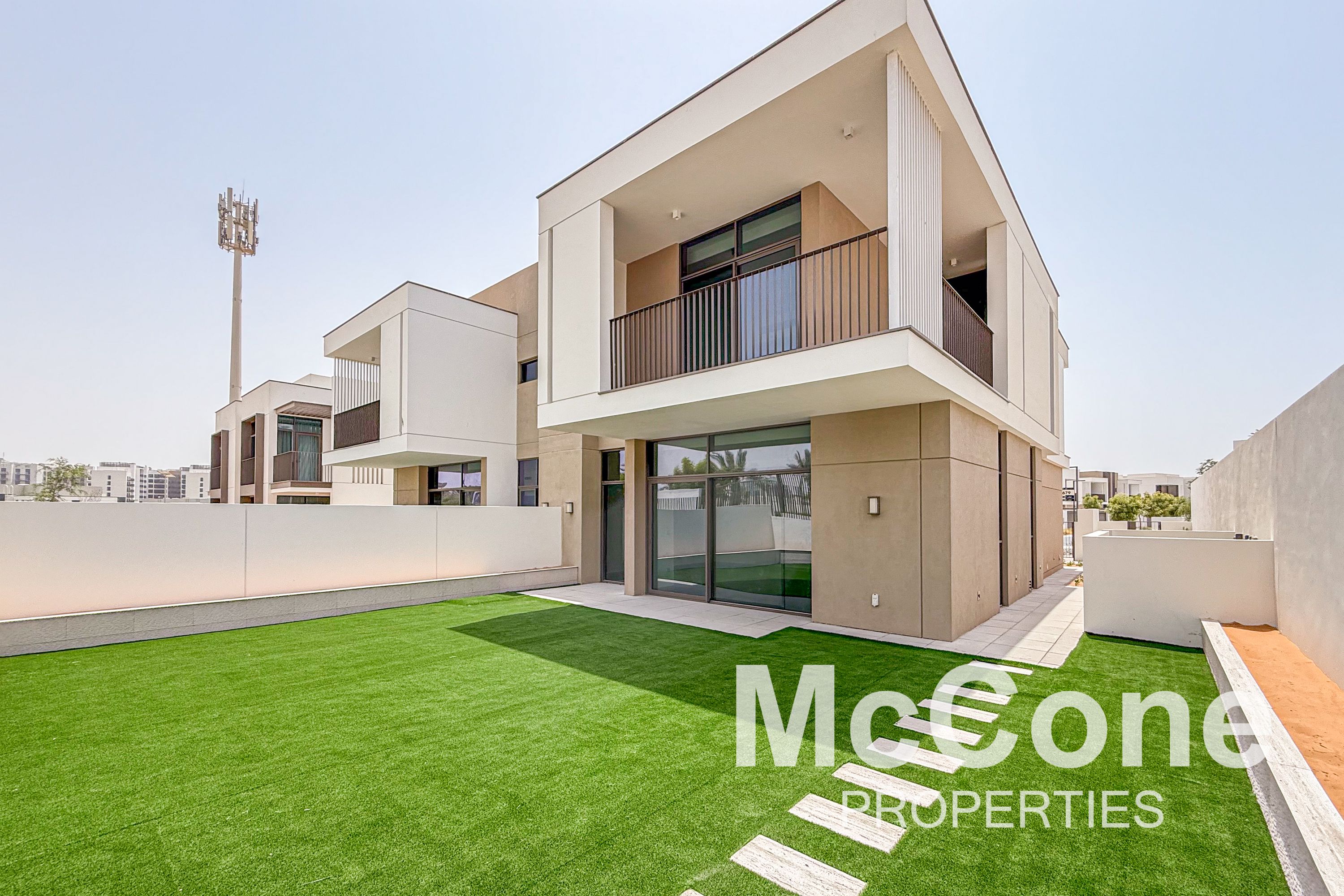 Landscaped | Vacant | Single Row