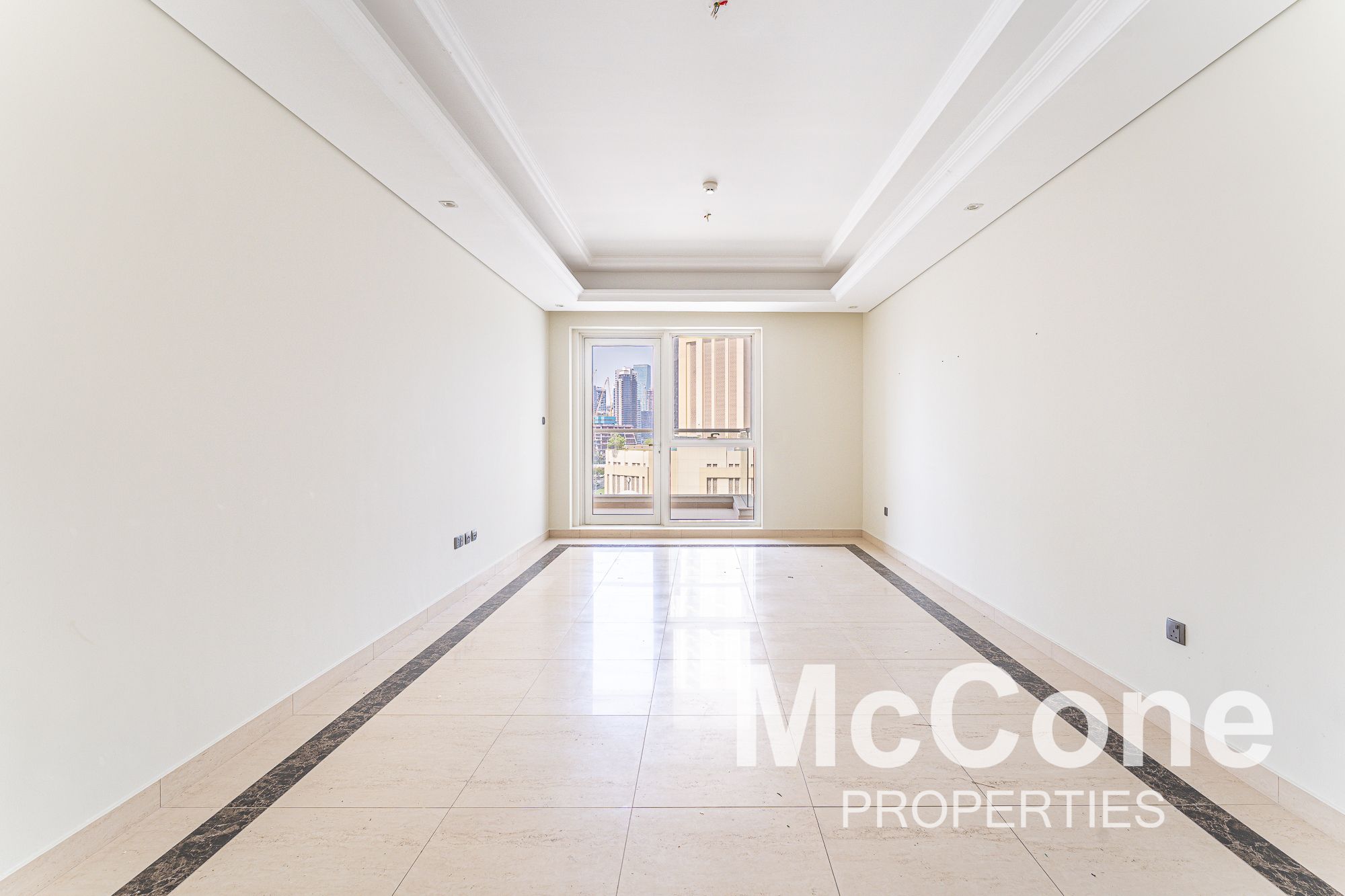 Downtown | Spacious Layout + Maid’s Room