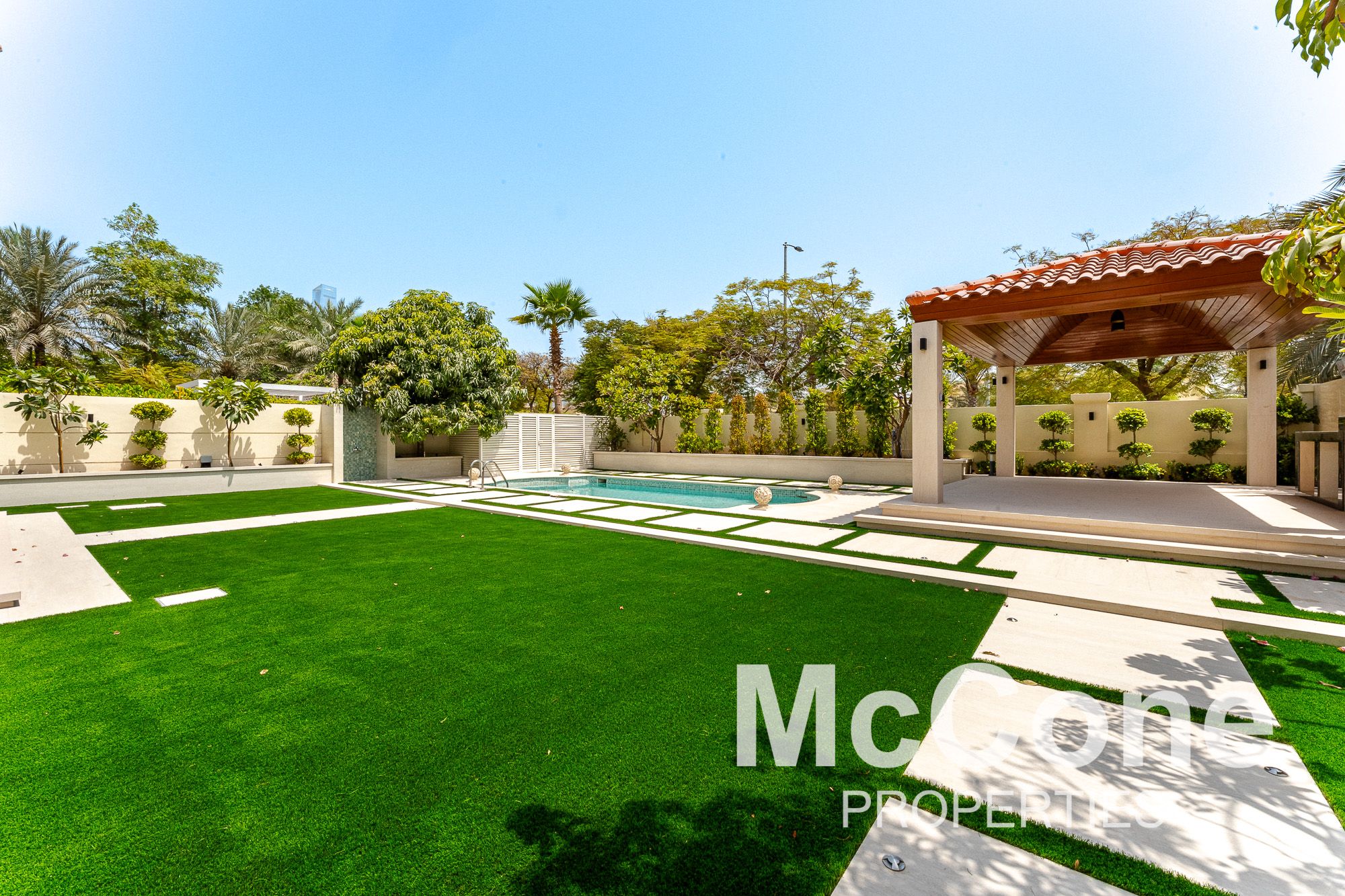 5% Price Drop | Single Row | Premium Landscape