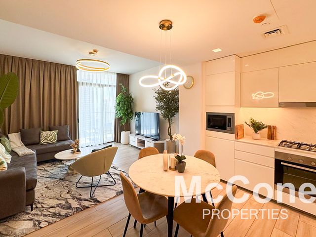 Vacant | Cheque Flexible | Highly Furnished