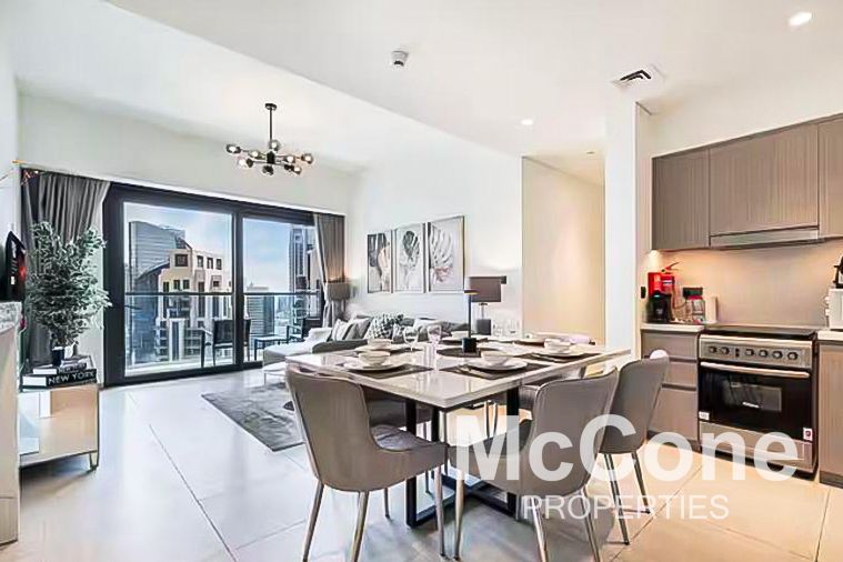 Vacant August 21st  |  Furnished | High Floor