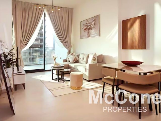 Fully Furnished | Vacant | Modern