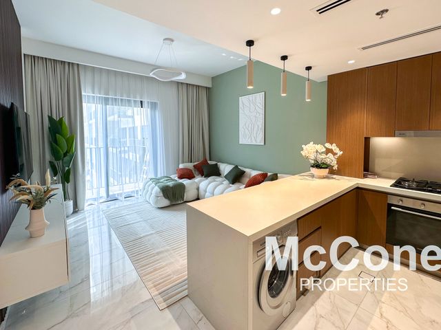 Fully Furnished | Brand New | 6 cheques