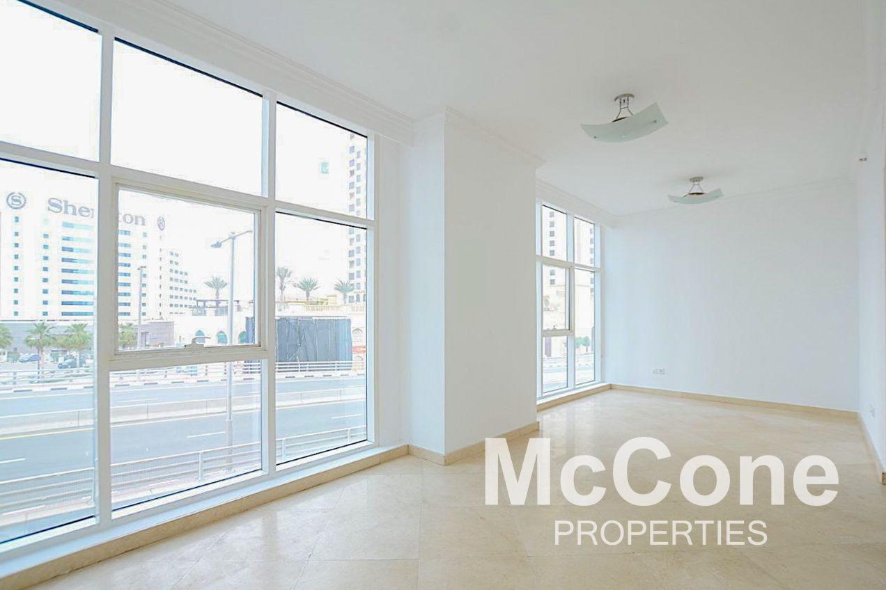 Large Layout | Low Floor | End August