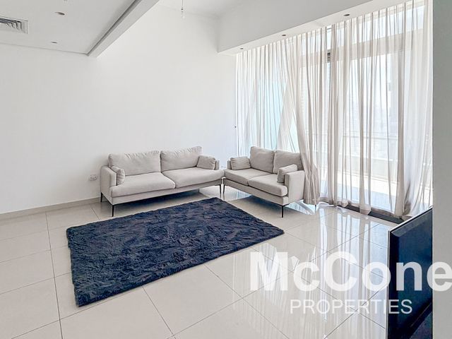 High Floor | Unique Layout | Marina View