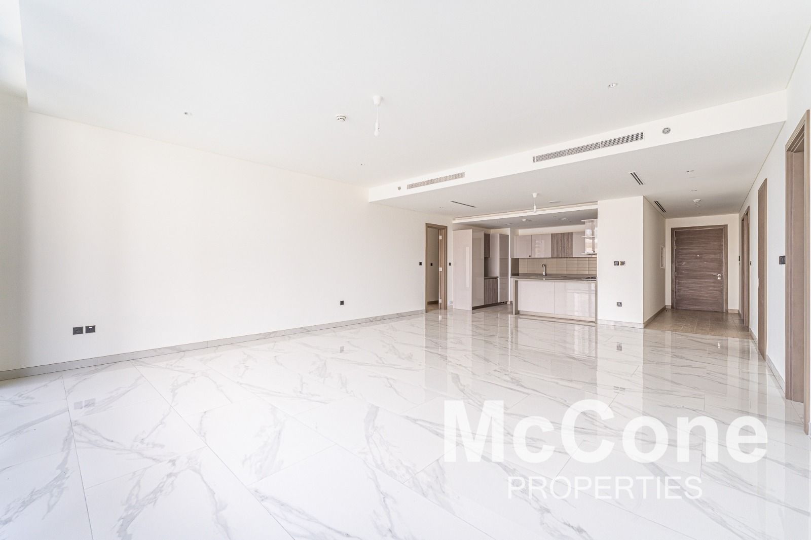 Largest Living & Master | Low Floor | Utility room
