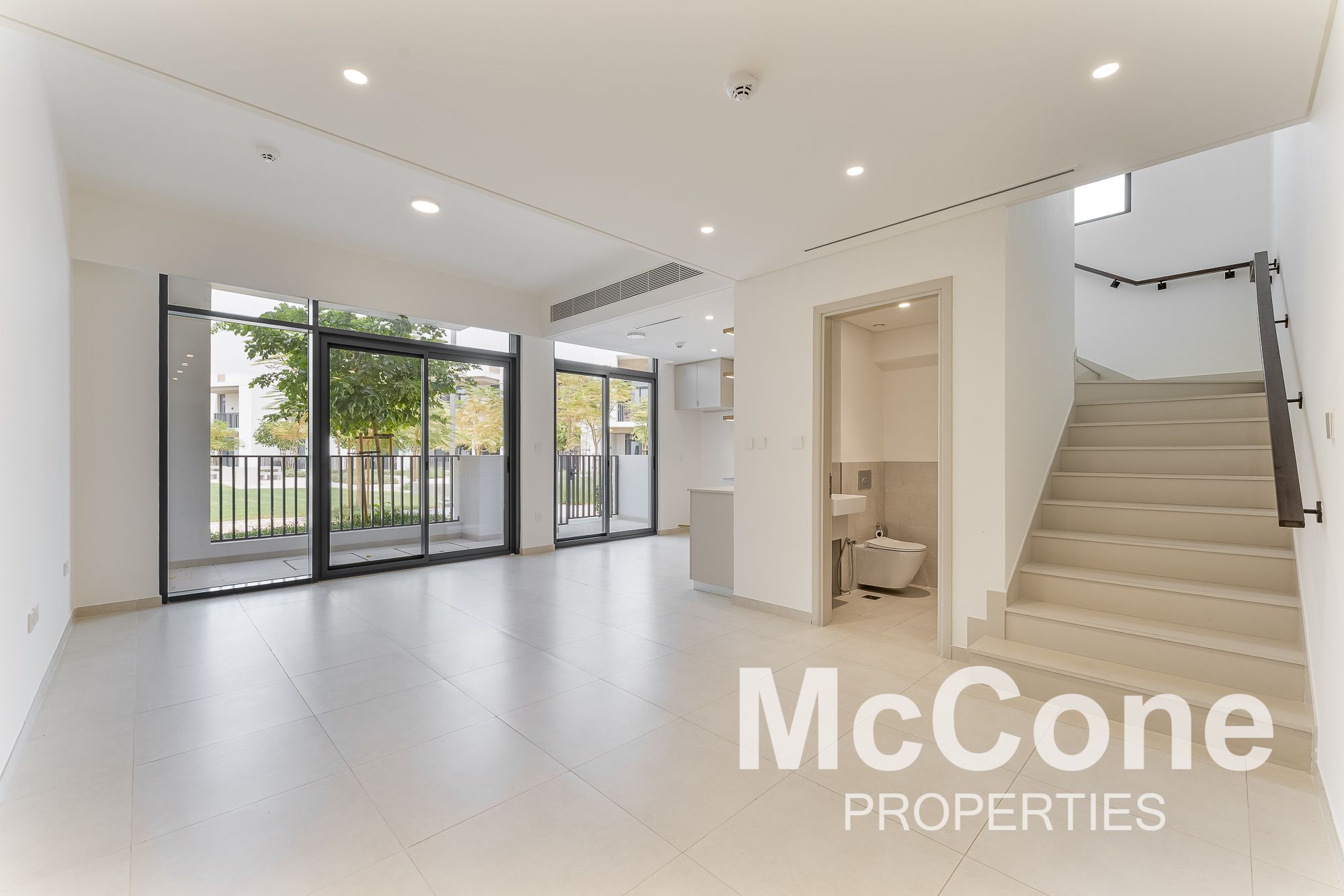 Corner Unit | Park Backing | Close to Amenities