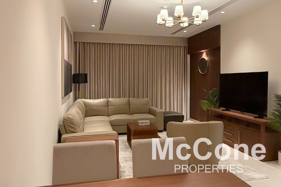 Fully Furnished | Vacant | Canal Views