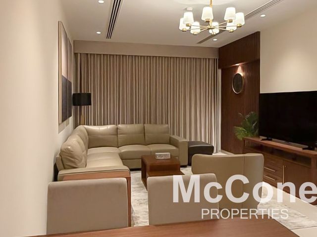 Fully Furnished | Vacant | Canal Views