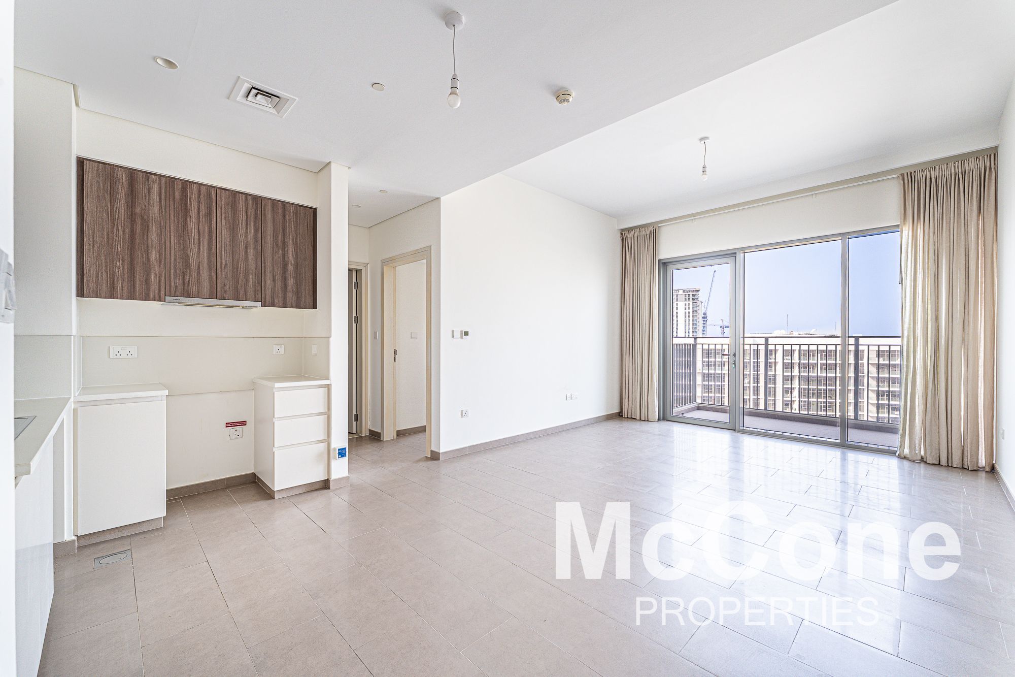 Mid Floor | Burj Arab View | Vacant