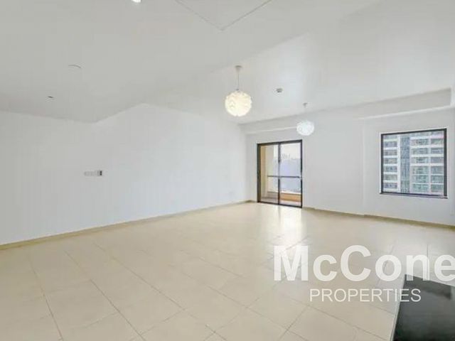 Marina View | Well Maintained | Grace period