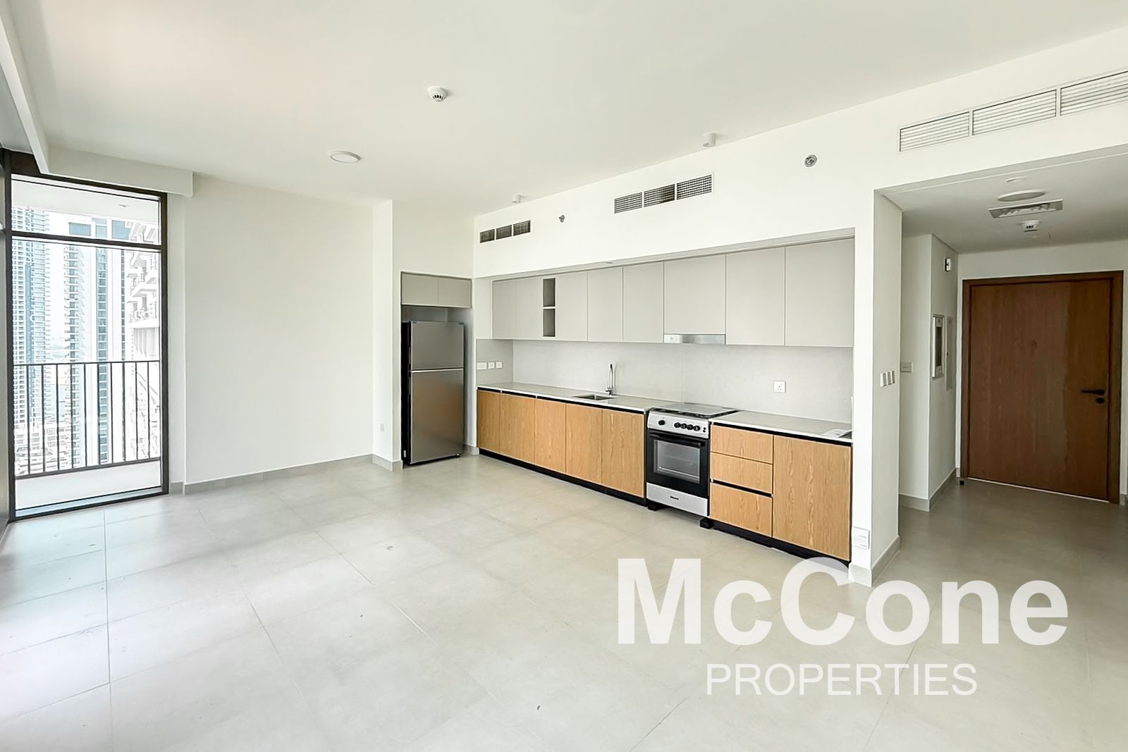 Vacant | With Appliances | Cheque Flexible
