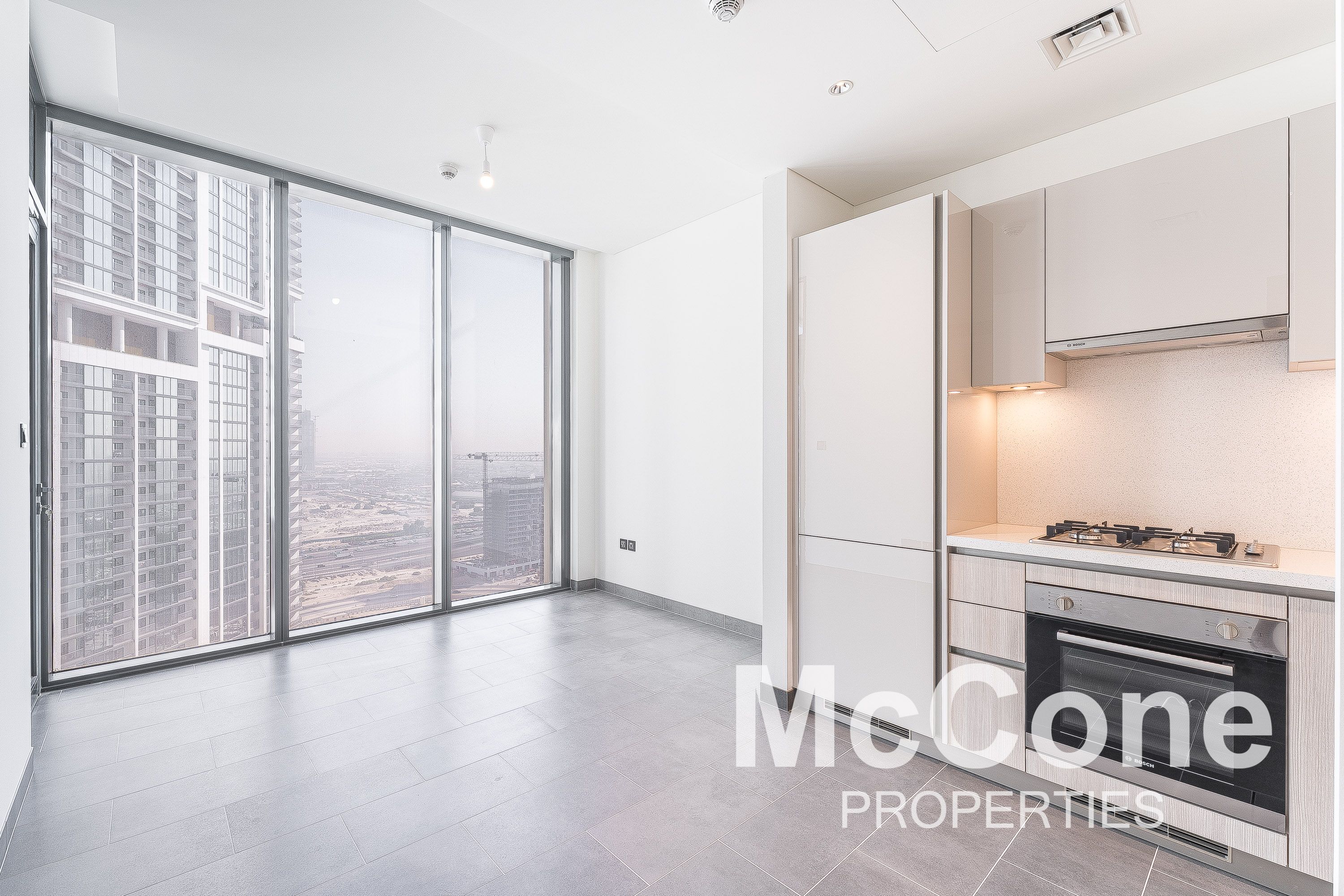 Community View | Vacant | Modern