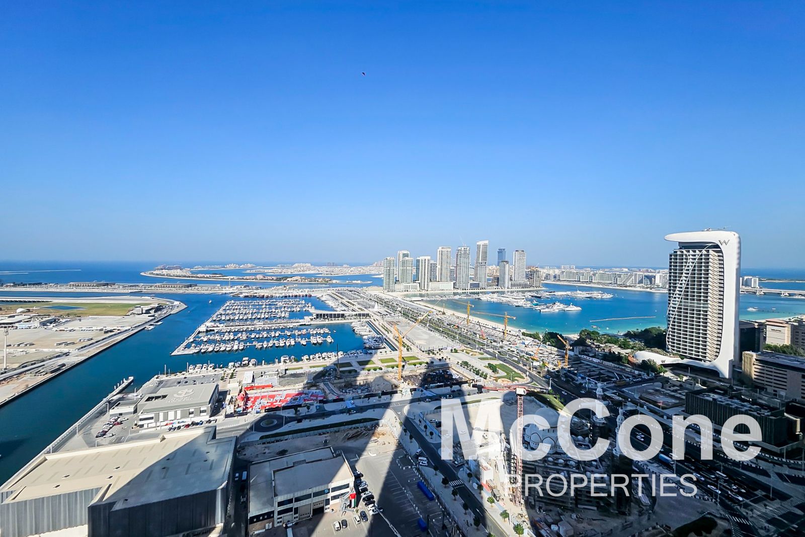 Sea View | High-End Furnishing | Vacant