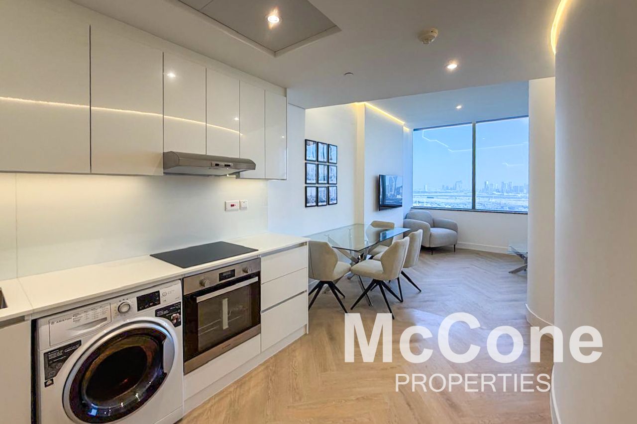 Upgraded | High Floor | City View