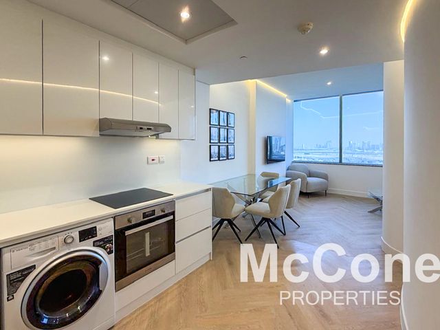 Upgraded | High Floor | City View