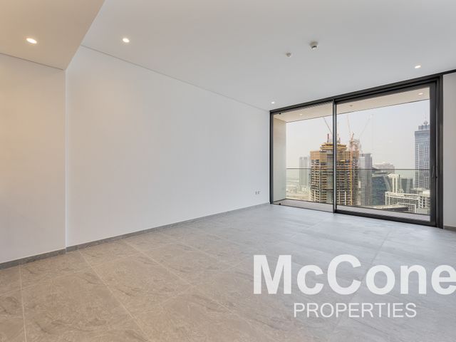 Burj View | Top Floor | Genuine Listing
