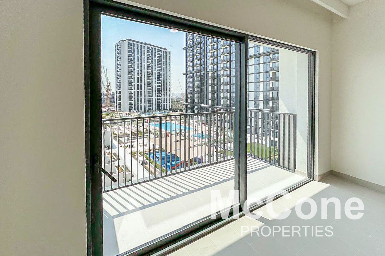 Pool View | Furnished optional | Large layout