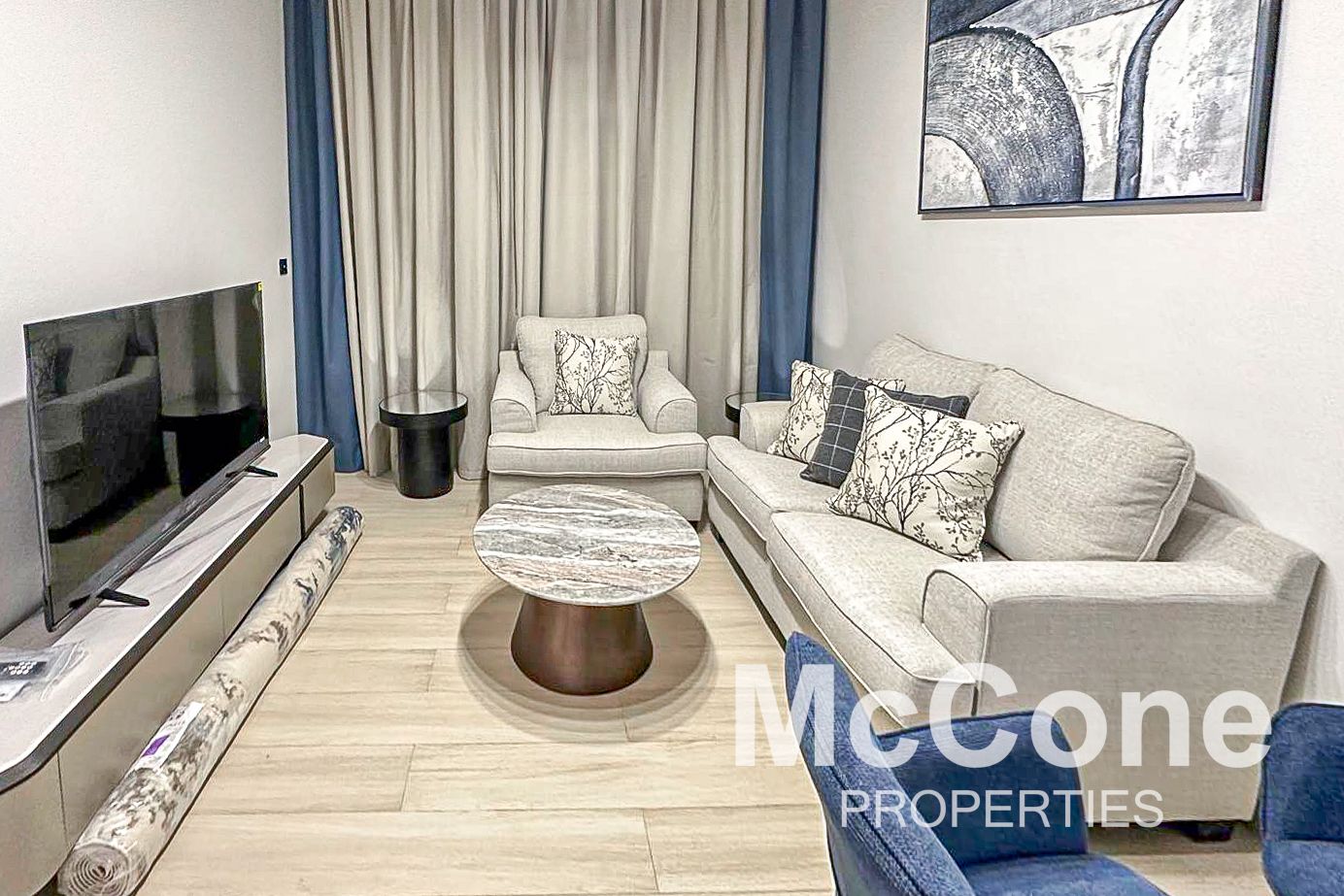 Available OCT 1 | Mid Floor | Modern
